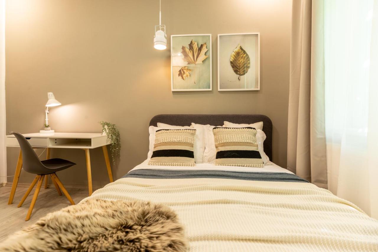 Ideal Stay: Spacious 2Br Apt Near Calea Victoriei Букурещ Екстериор снимка